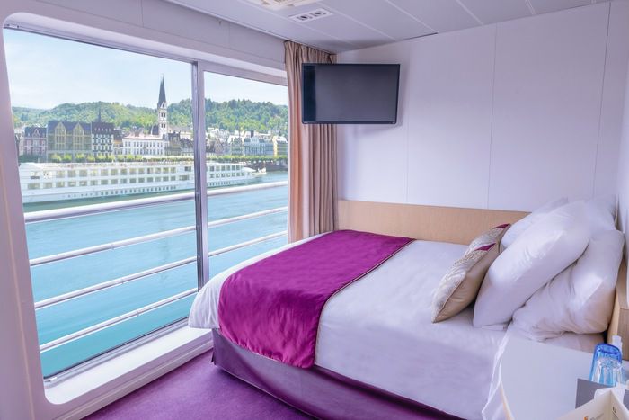 Upper Deck Double Bed Accessible Cabin CAT. B